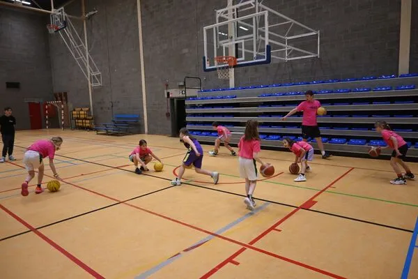 Schietoefening bij de basket